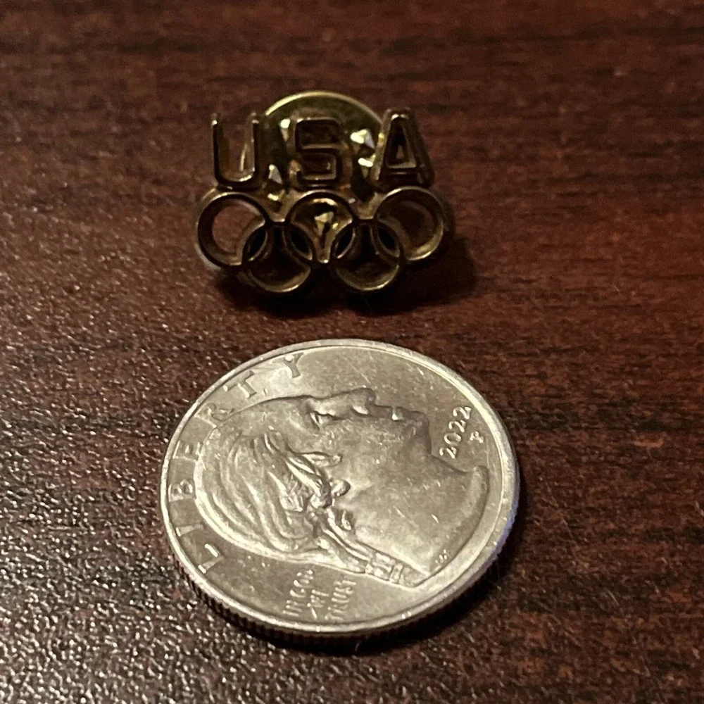 Team USA Gold Tone Olympic Rings Lapel Hat Pin‎